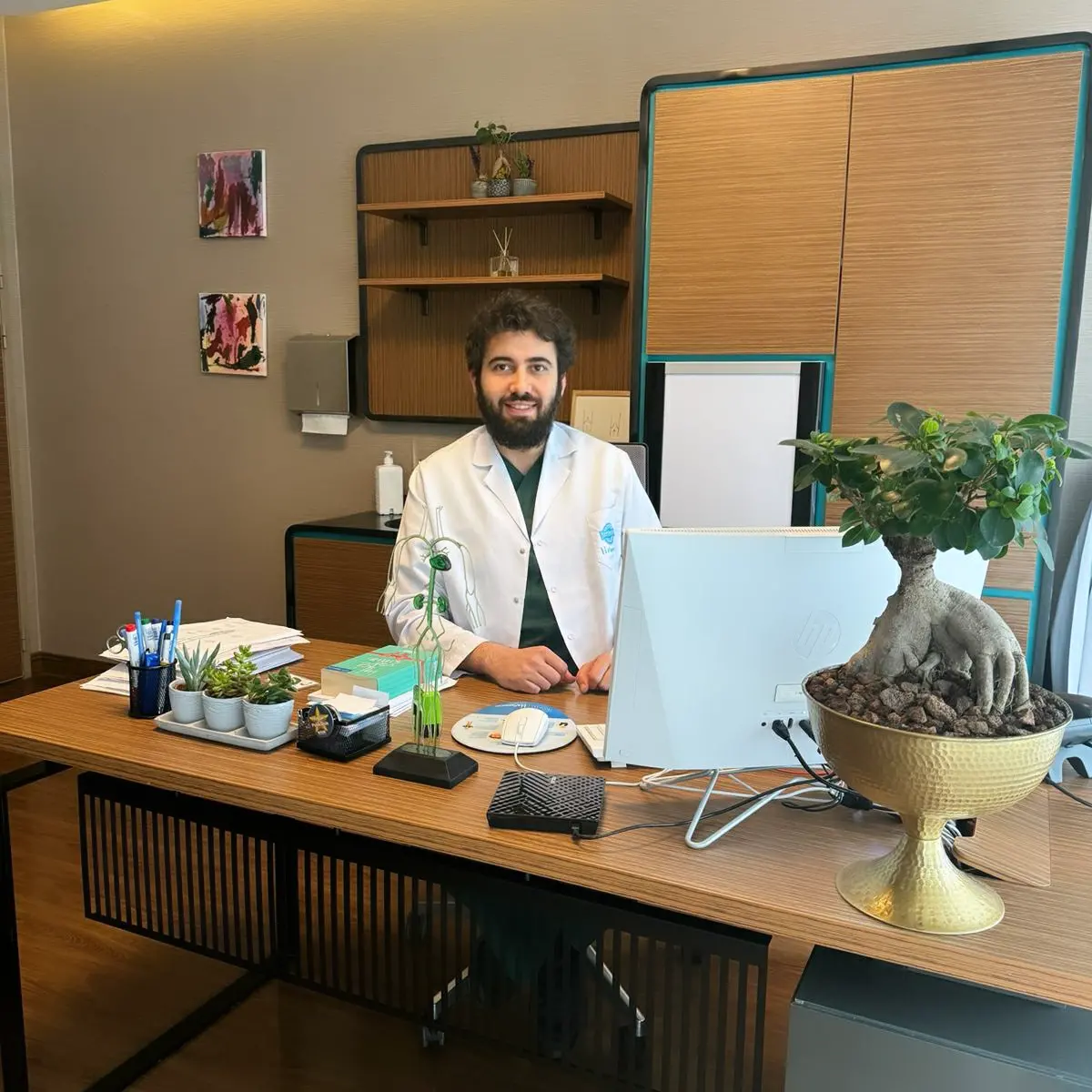 Op. Dr. Yücel Polat